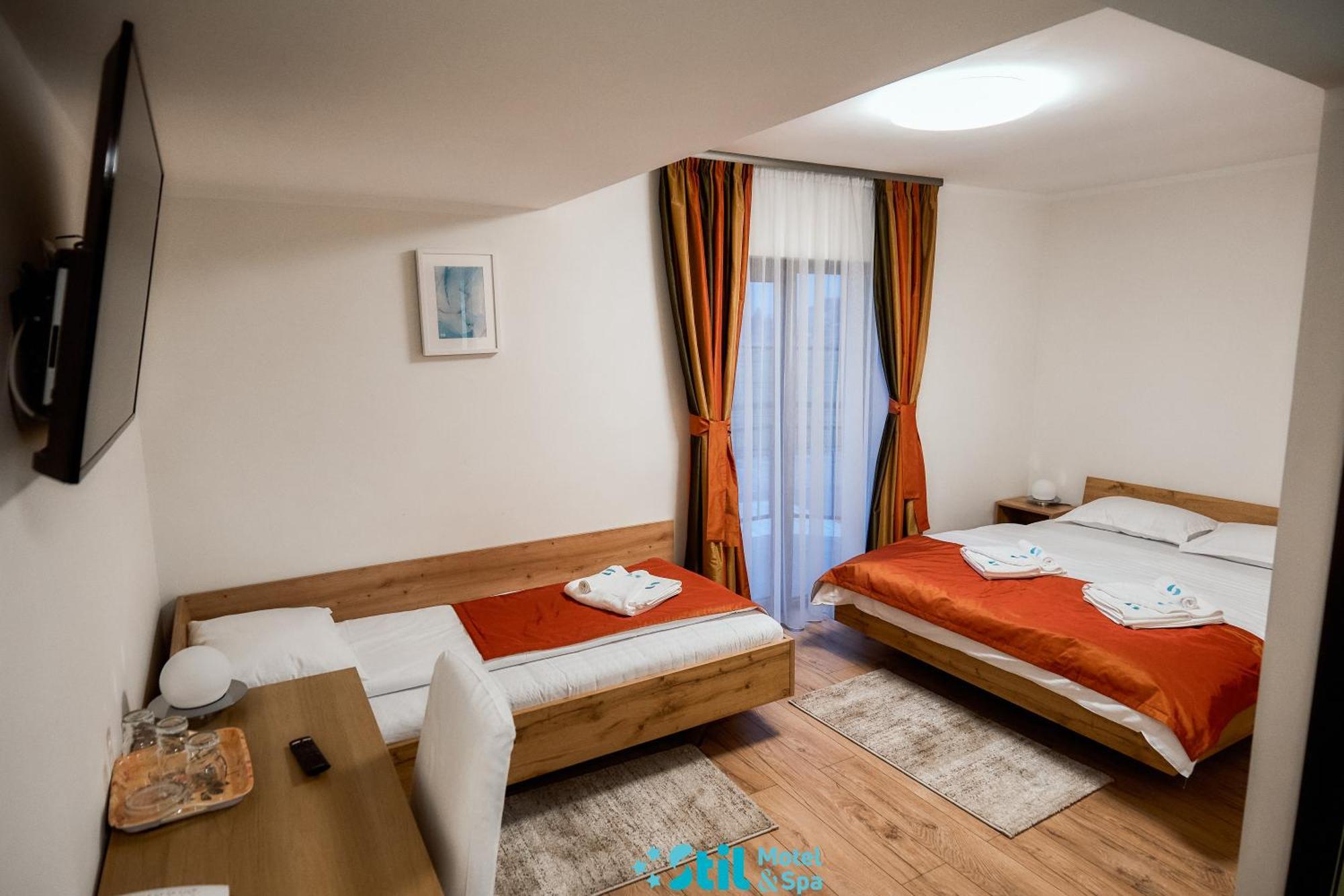 Stil Motel & Spa Tasnad Extérieur photo