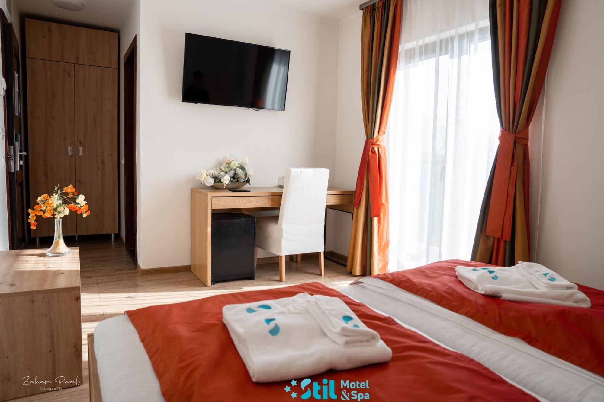 Stil Motel & Spa Tasnad Extérieur photo