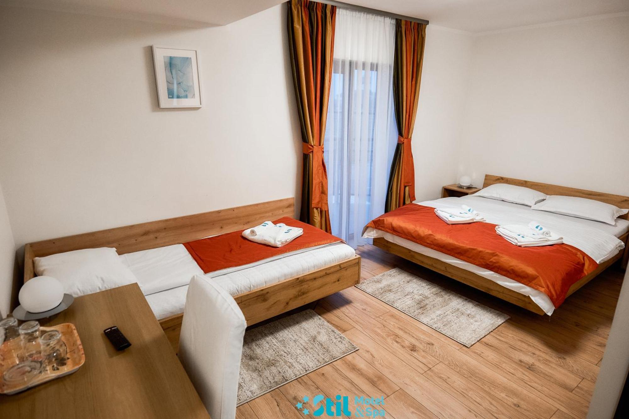 Stil Motel & Spa Tasnad Extérieur photo