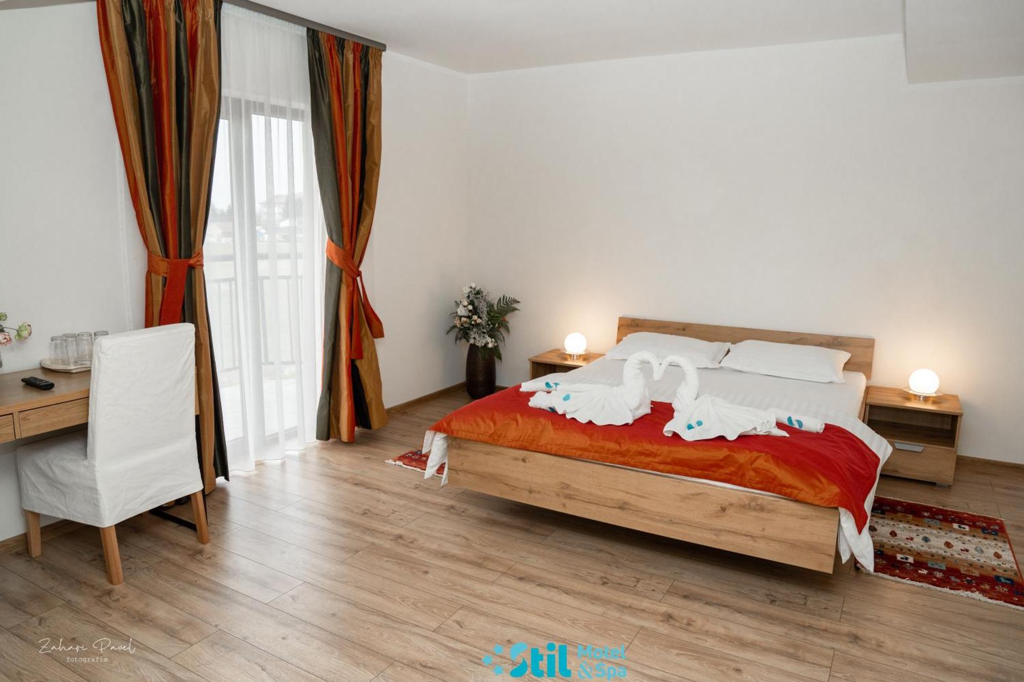 Stil Motel & Spa Tasnad Extérieur photo