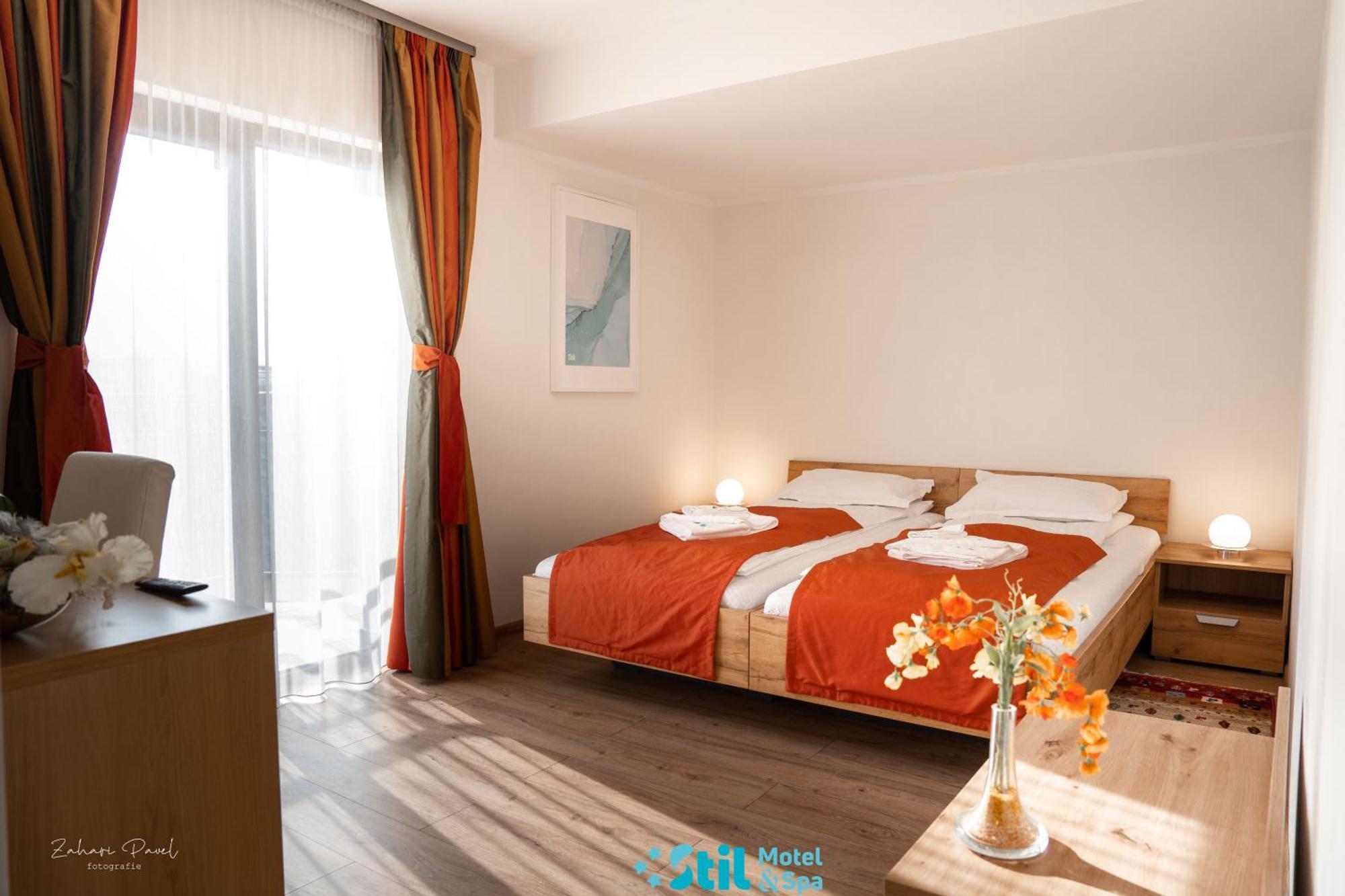 Stil Motel & Spa Tasnad Extérieur photo