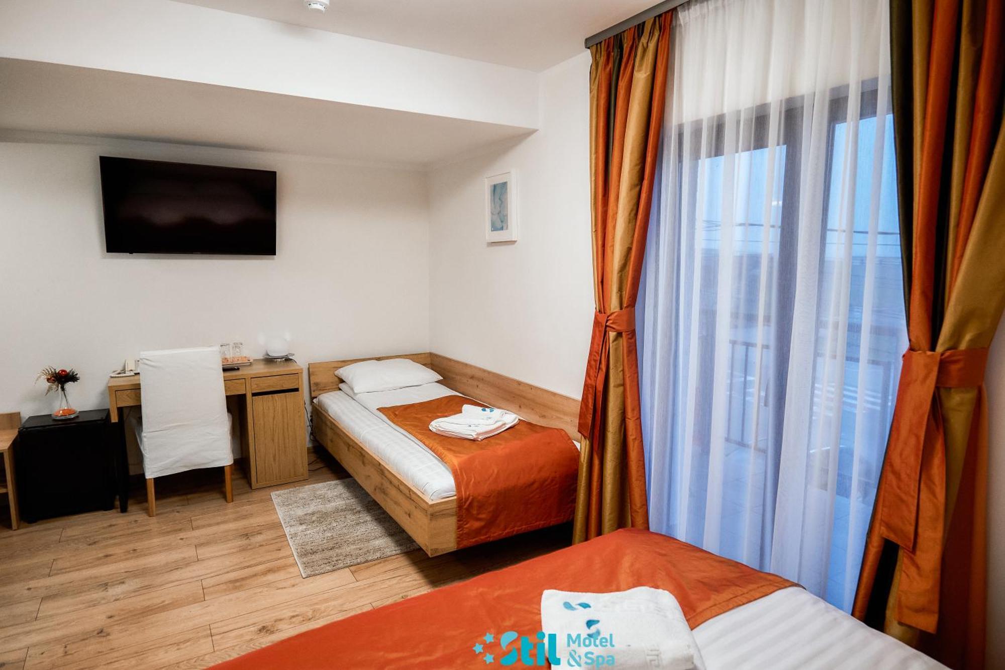 Stil Motel & Spa Tasnad Extérieur photo