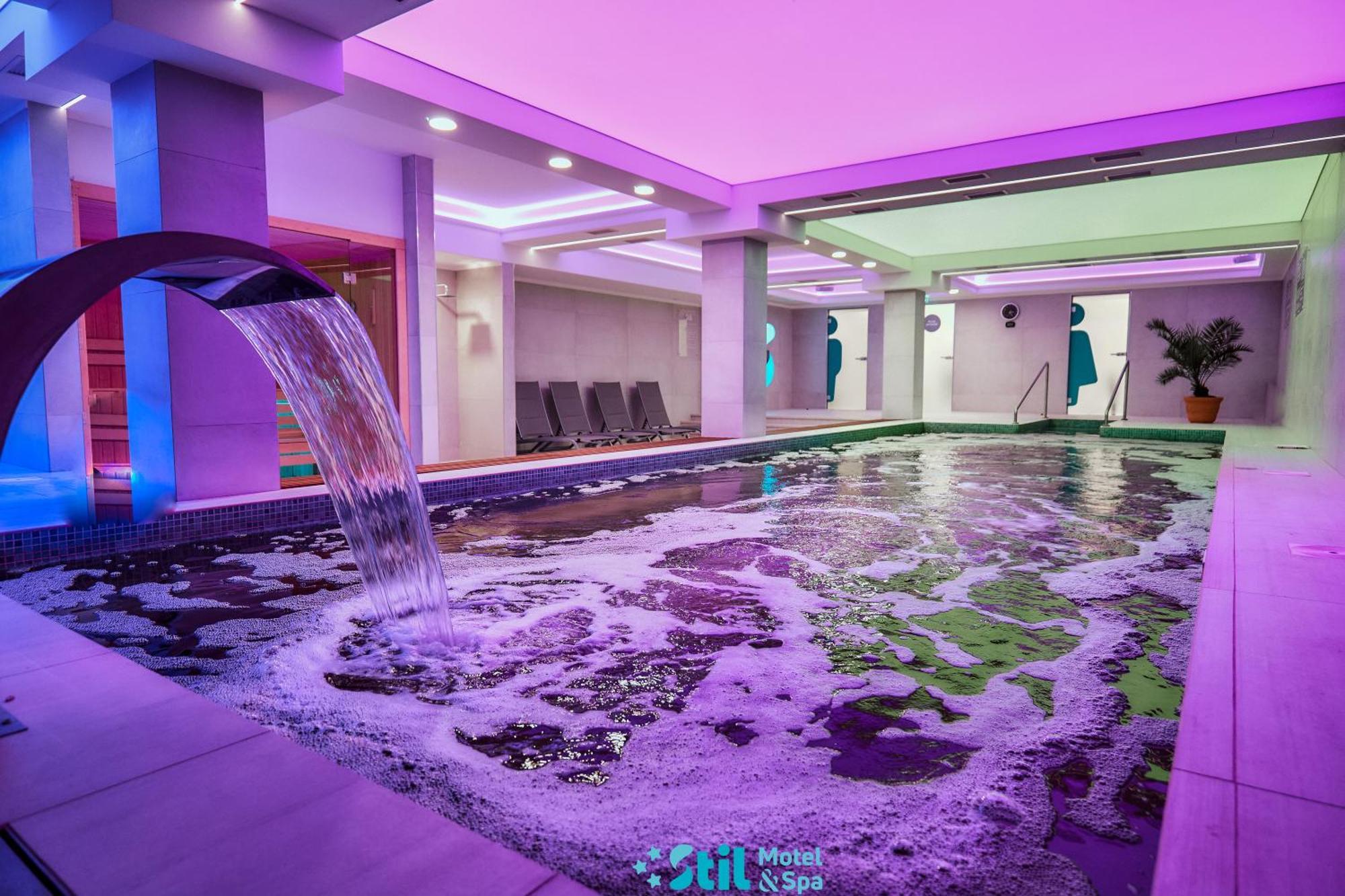 Stil Motel & Spa Tasnad Extérieur photo